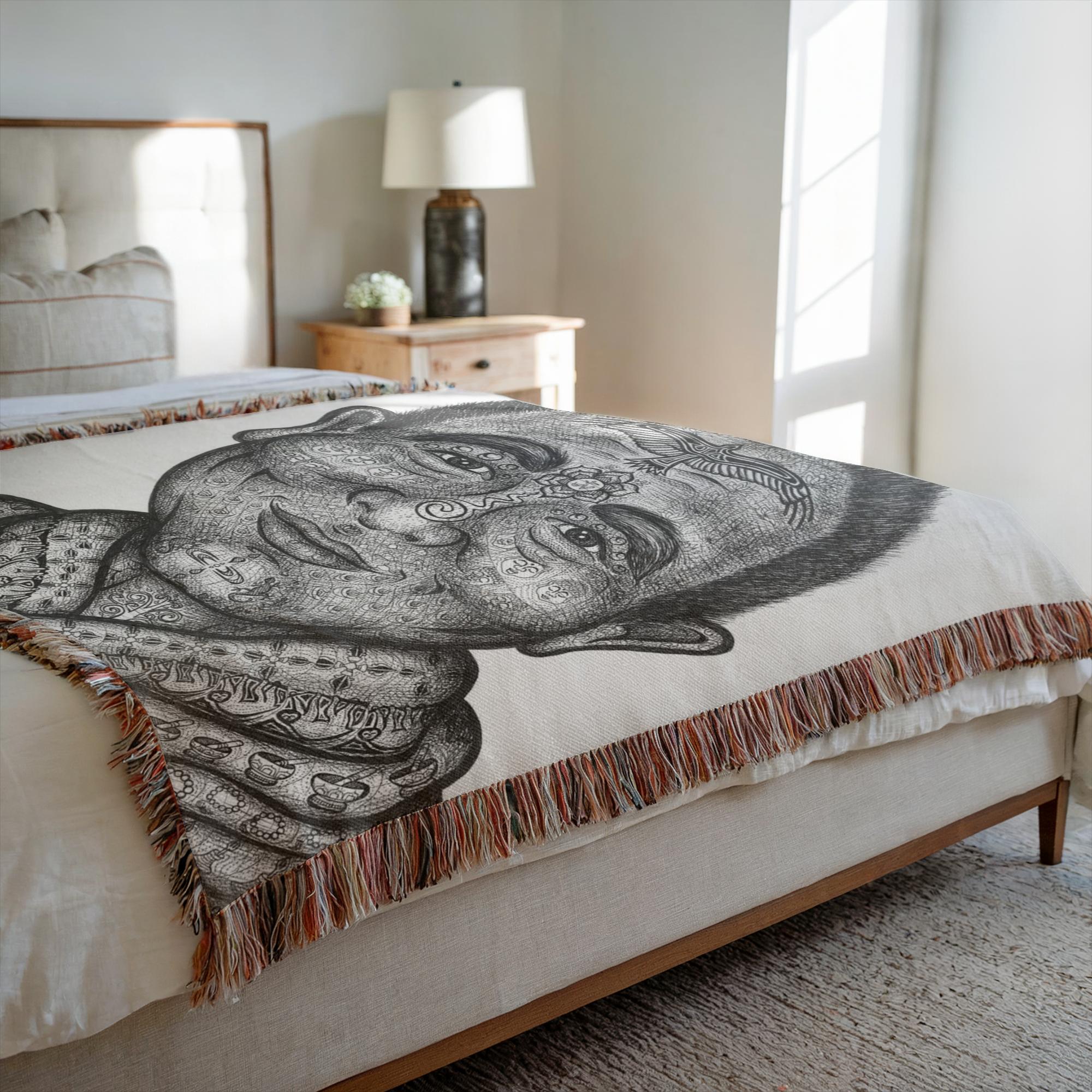 the-wisdom-keeper-of-mindfulness-black-white-woven-blanket – Wisdom Keepers