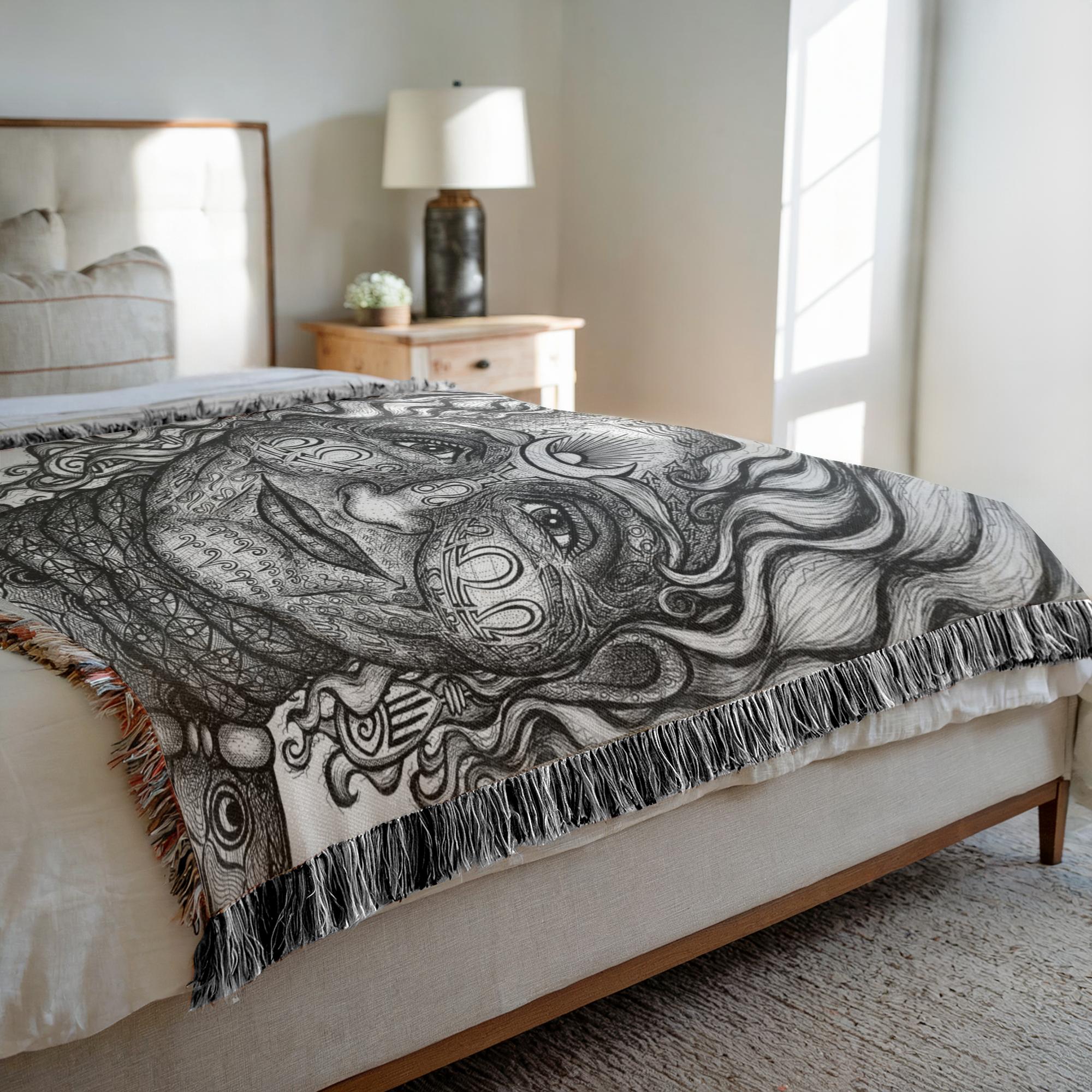 the-wisdom-keeper-of-intuition-black-white-woven-blanket – Wisdom Keepers