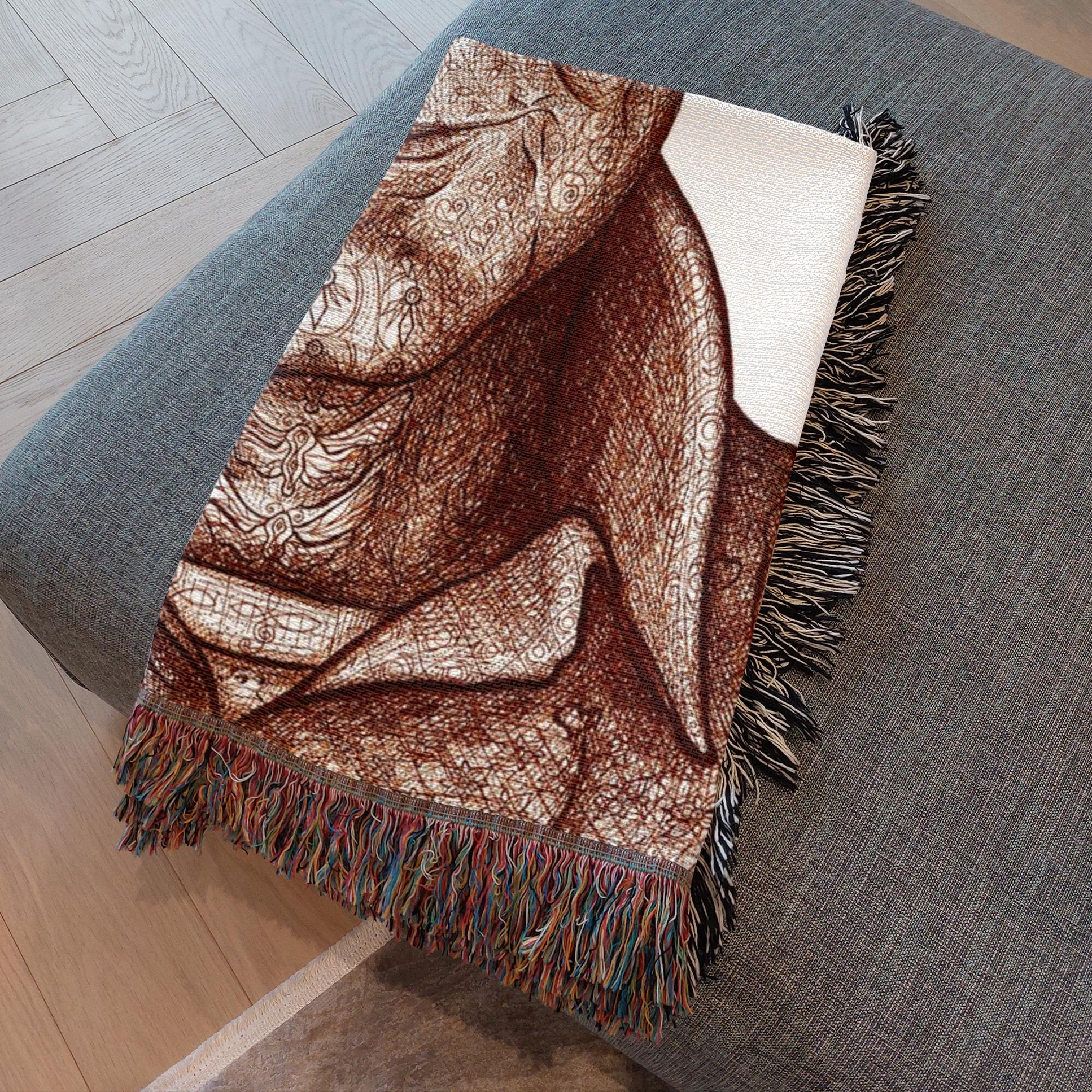 the-wisdom-keeper-of-lightness-brown-white-woven-blanket – Wisdom Keepers