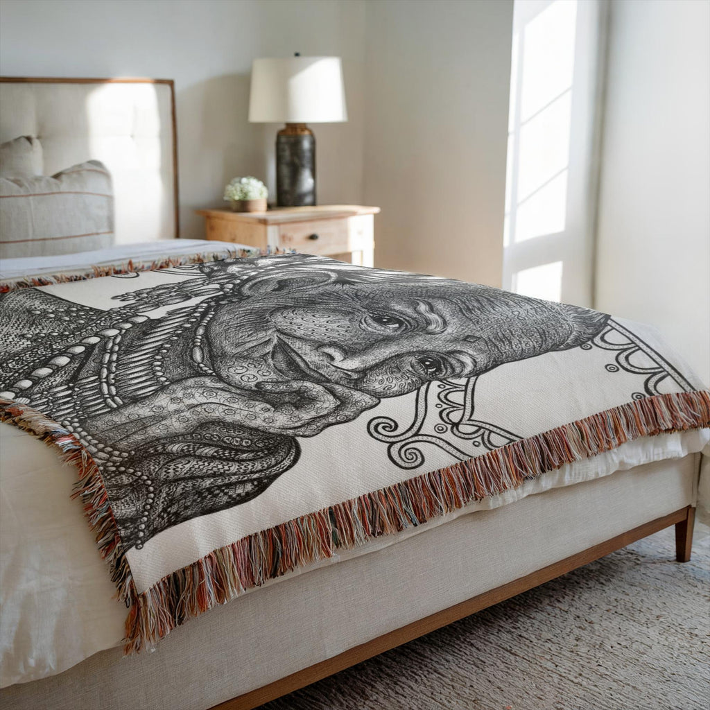 the-wisdom-keeper-of-understanding-forgiveness-black-white-woven-blanket – Wisdom Keepers