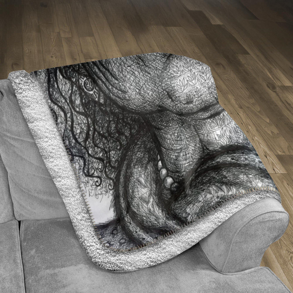 the-wisdom-keeper-of-resourcefulness-wisdom-black-white-fleece-sherpa-blanket – Wisdom Keepers