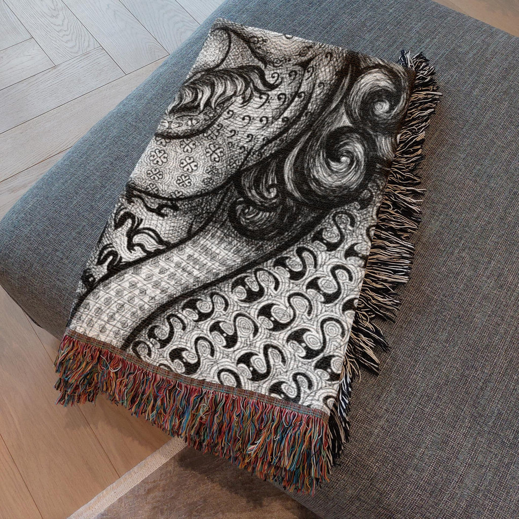 the-wisdom-keeper-of-self-assurance-black-white-woven-blanket – Wisdom Keepers