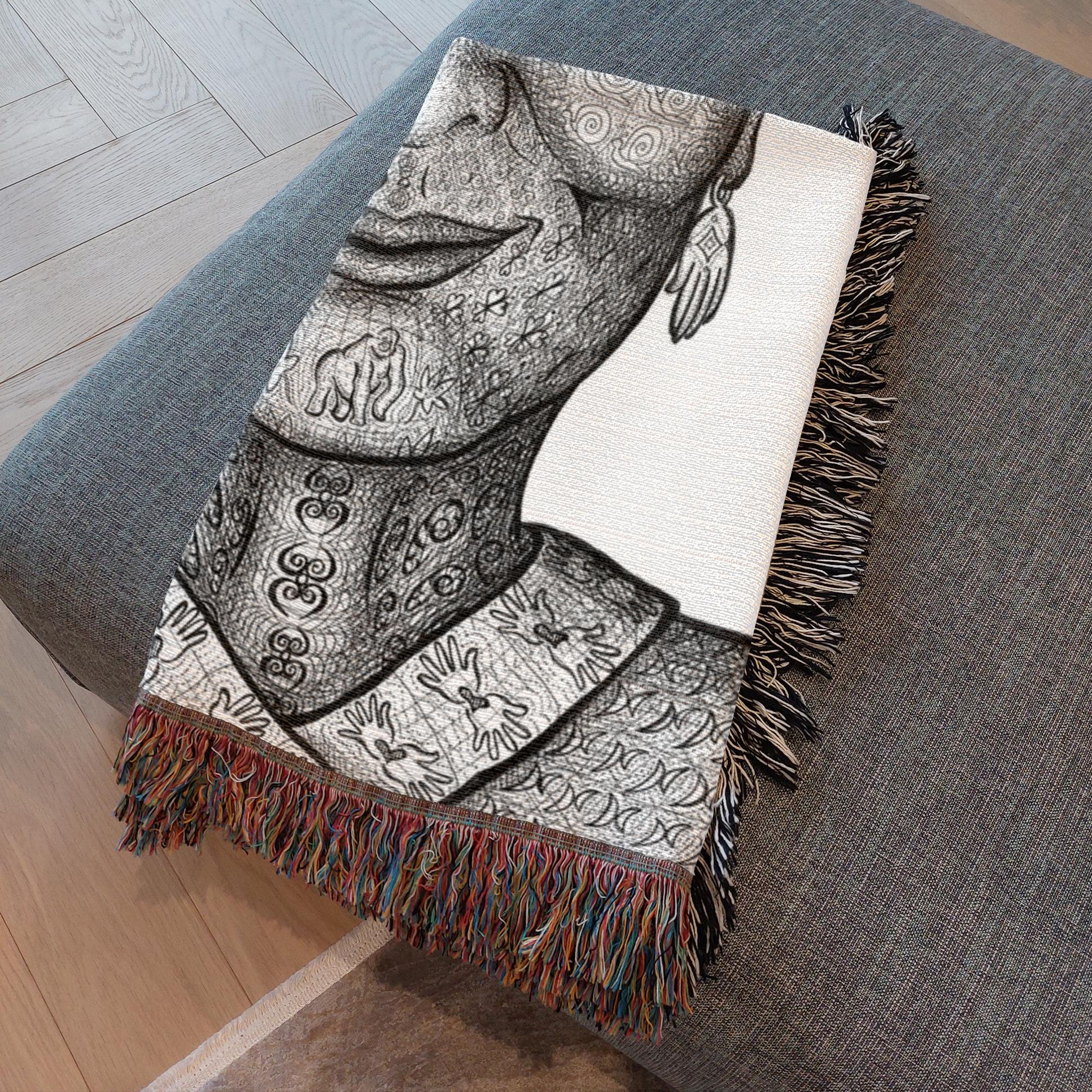 the-wisdom-keeper-of-intimacy-black-white-woven-blanket – Wisdom Keepers