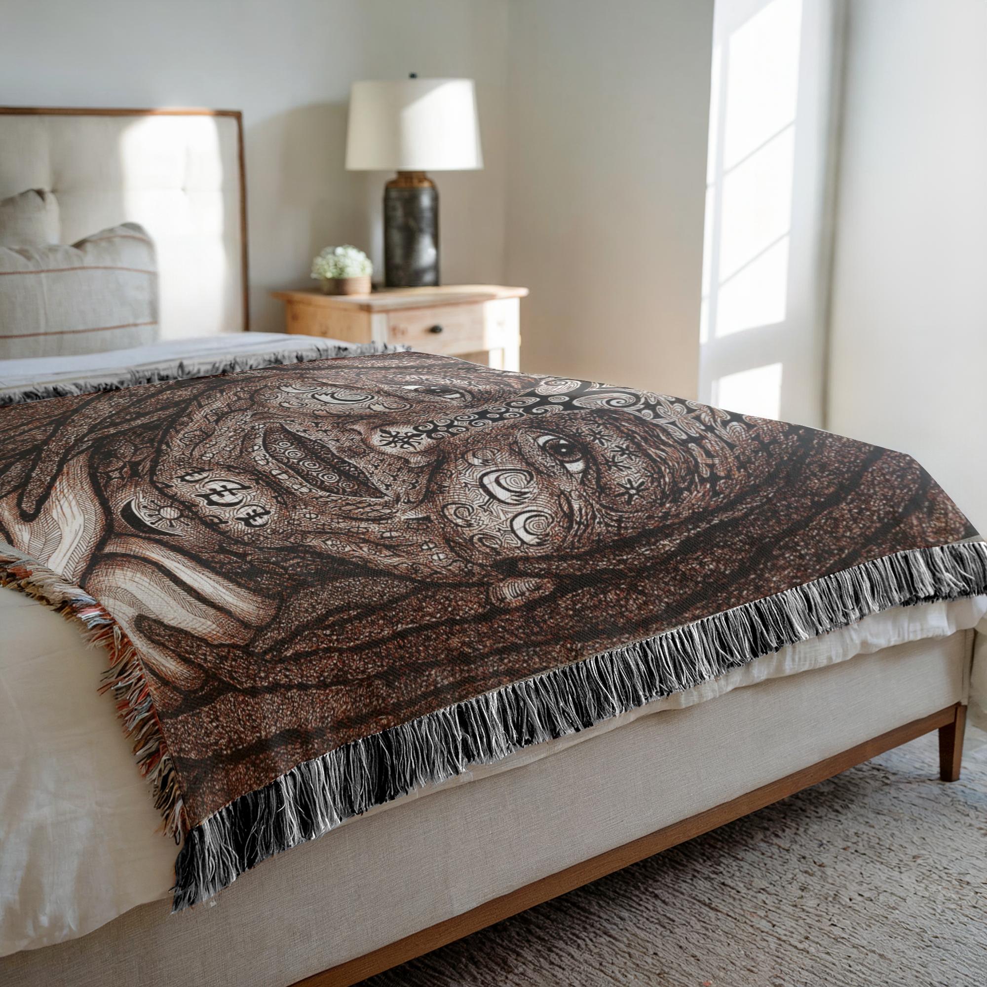 the-wisdom-keeper-of-dynamism-brown-white-woven-blanket – Wisdom Keepers