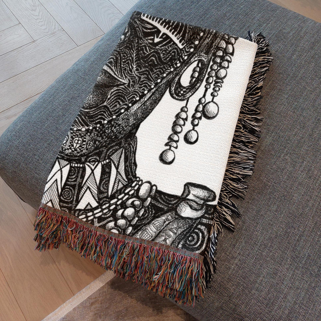 the-wisdom-keeper-of-perseverance-black-white-woven-blanket – Wisdom Keepers