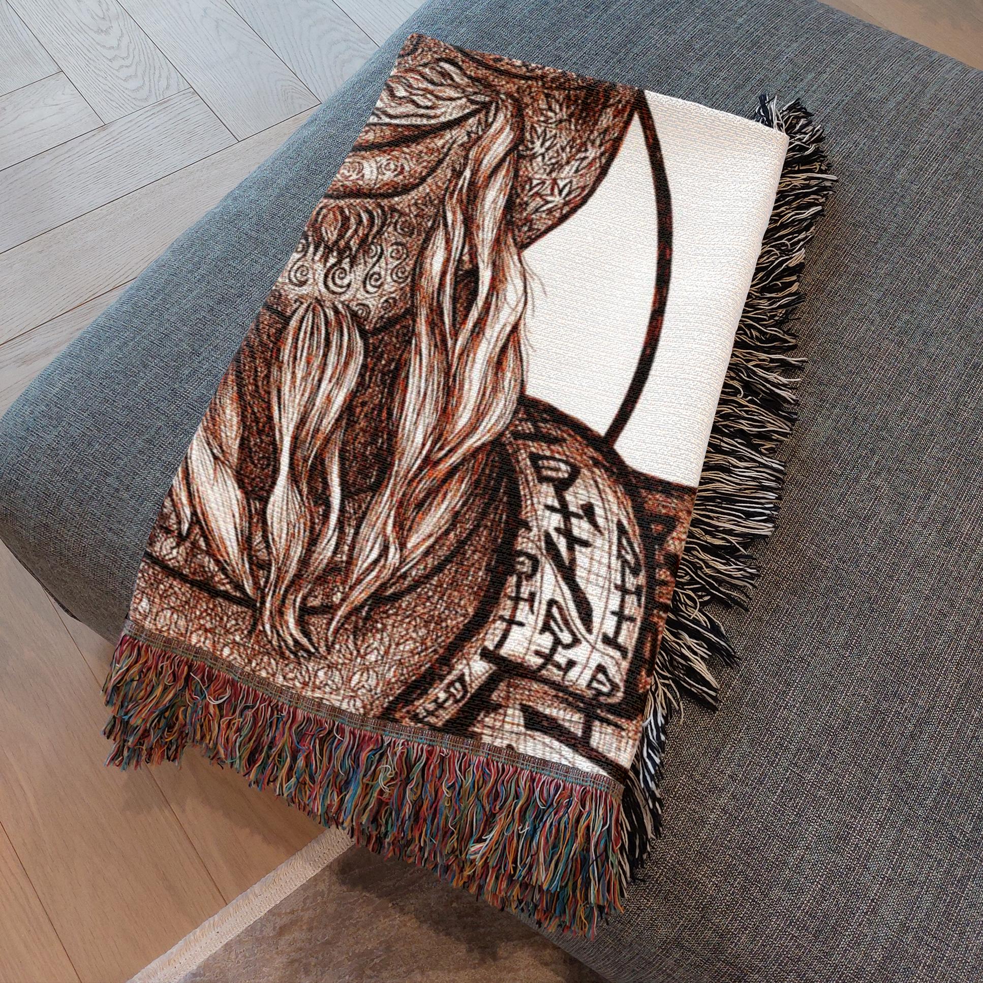 the-wisdom-keeper-of-patience-brown-white-woven-blanket – Wisdom Keepers