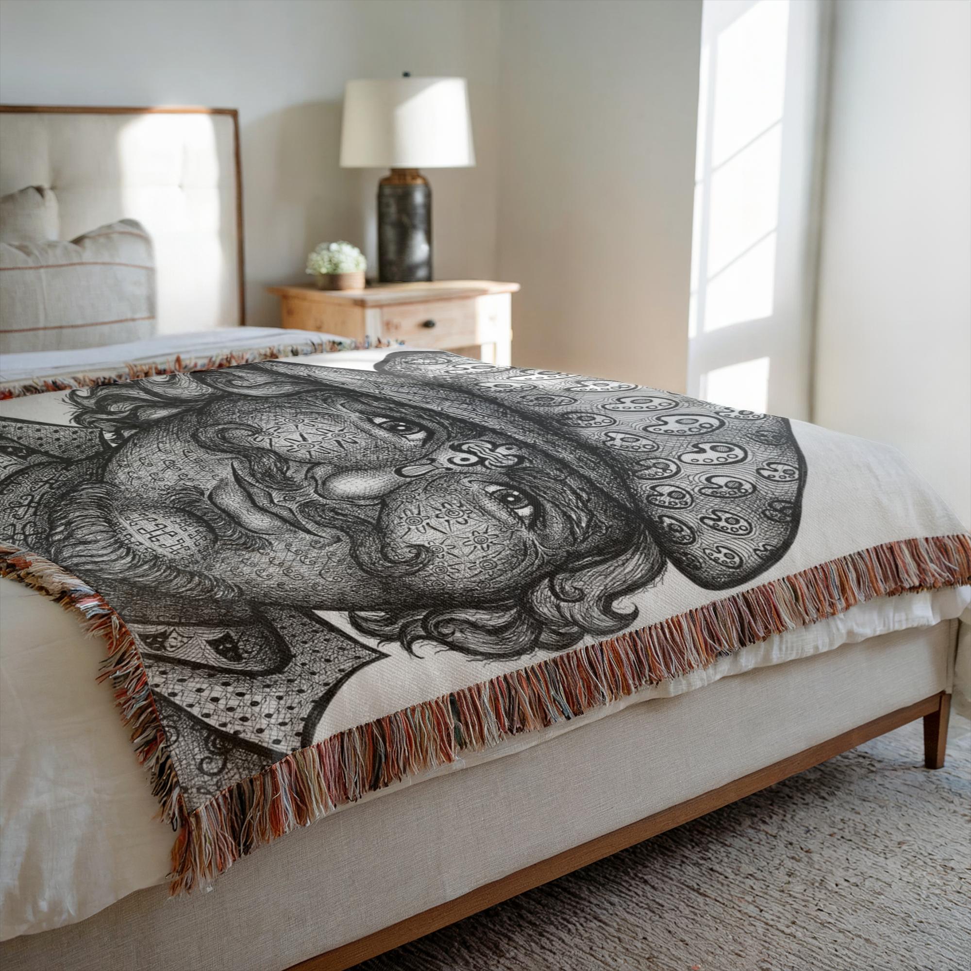 the-wisdom-keeper-of-artfulness-black-white-woven-blanket – Wisdom Keepers