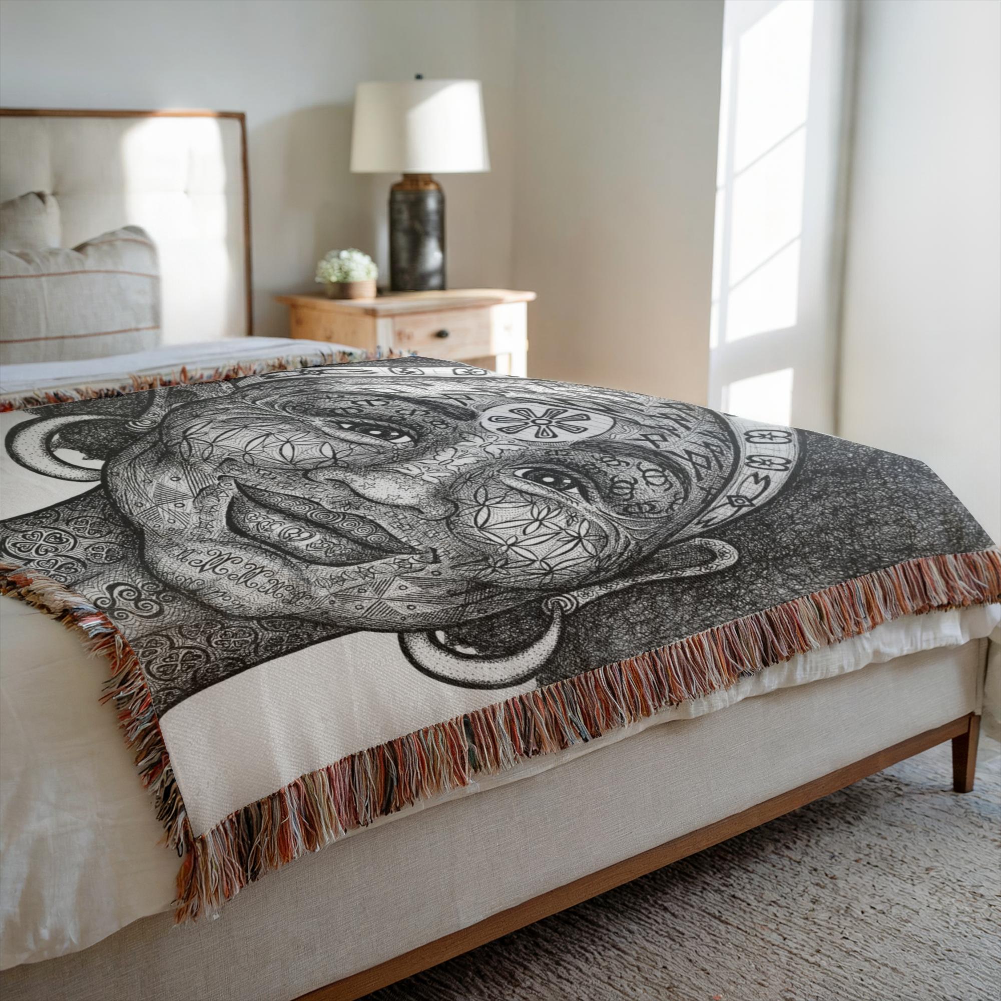 the-wisdom-keeper-of-freshness-beauty-black-white-woven-blanket – Wisdom Keepers