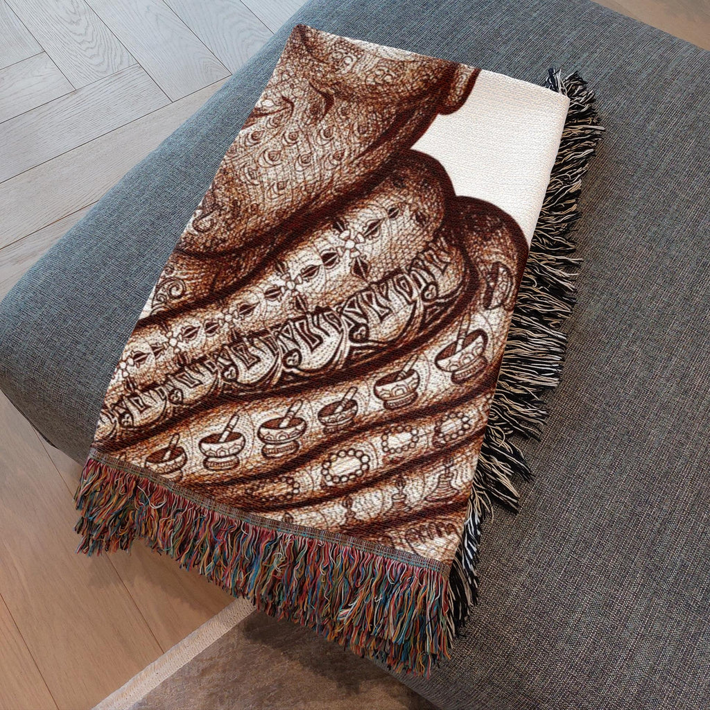 the-wisdom-keeper-of-mindfulness-brown-white-woven-blanket – Wisdom Keepers