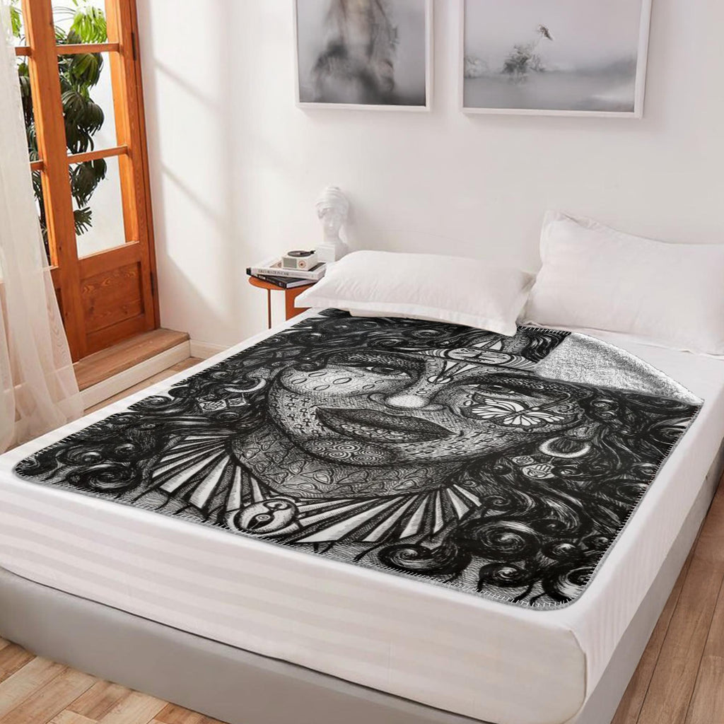 the-wisdom-keeper-of-determination-black-white-fleece-sherpa-blanket – Wisdom Keepers