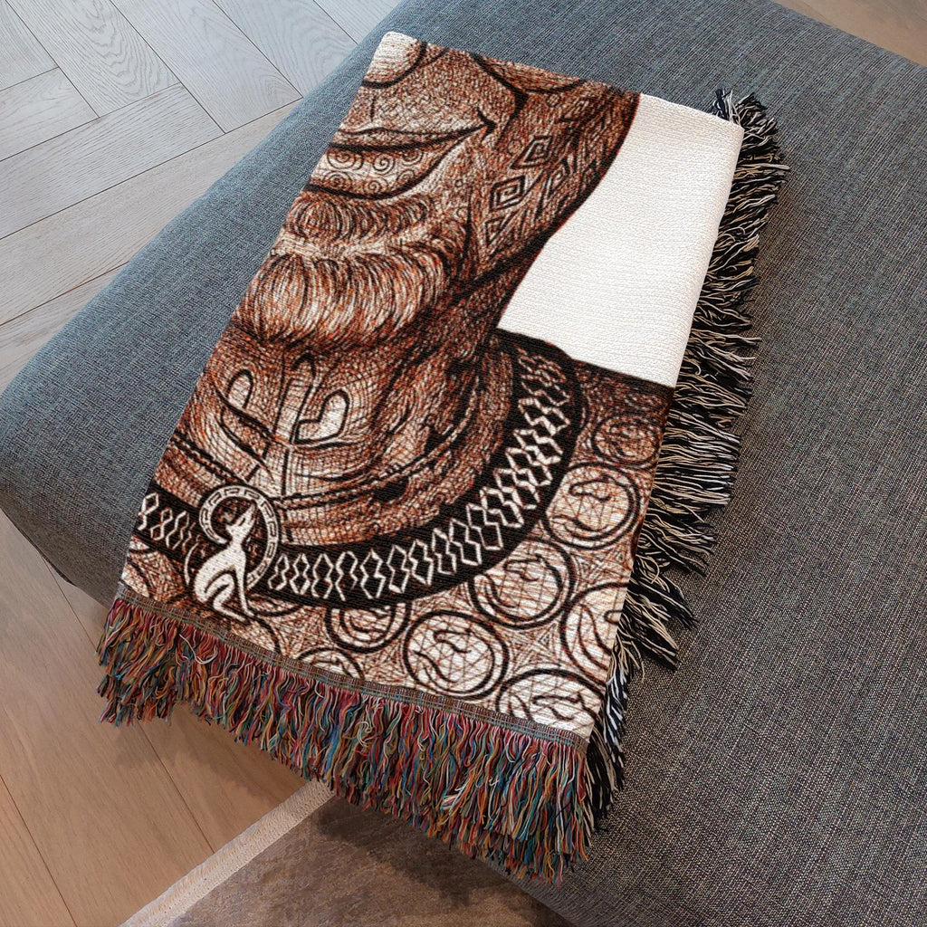 the-wisdom-keeper-of-teamwork-brown-white-woven-blanket – Wisdom Keepers