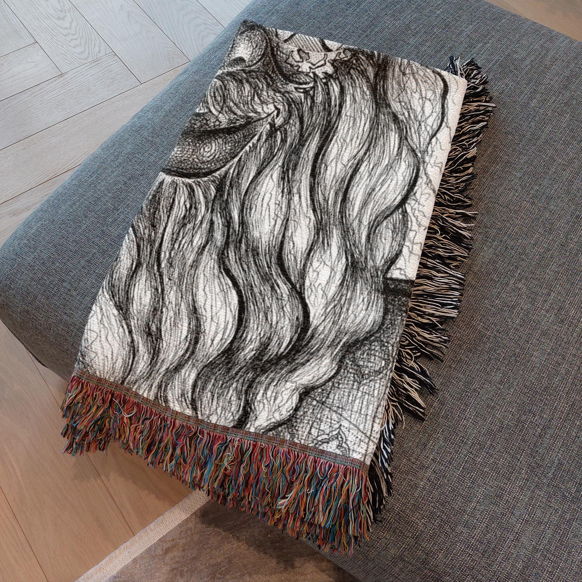 the-wisdom-keeper-of-acceptance-black-white-woven-blanket – Wisdom Keepers