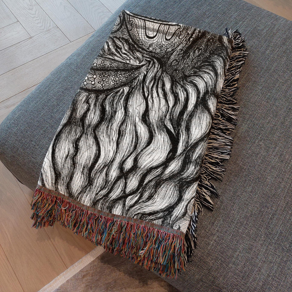 the-wisdom-keeper-of-omniscience-black-white-woven-blanket – Wisdom Keepers