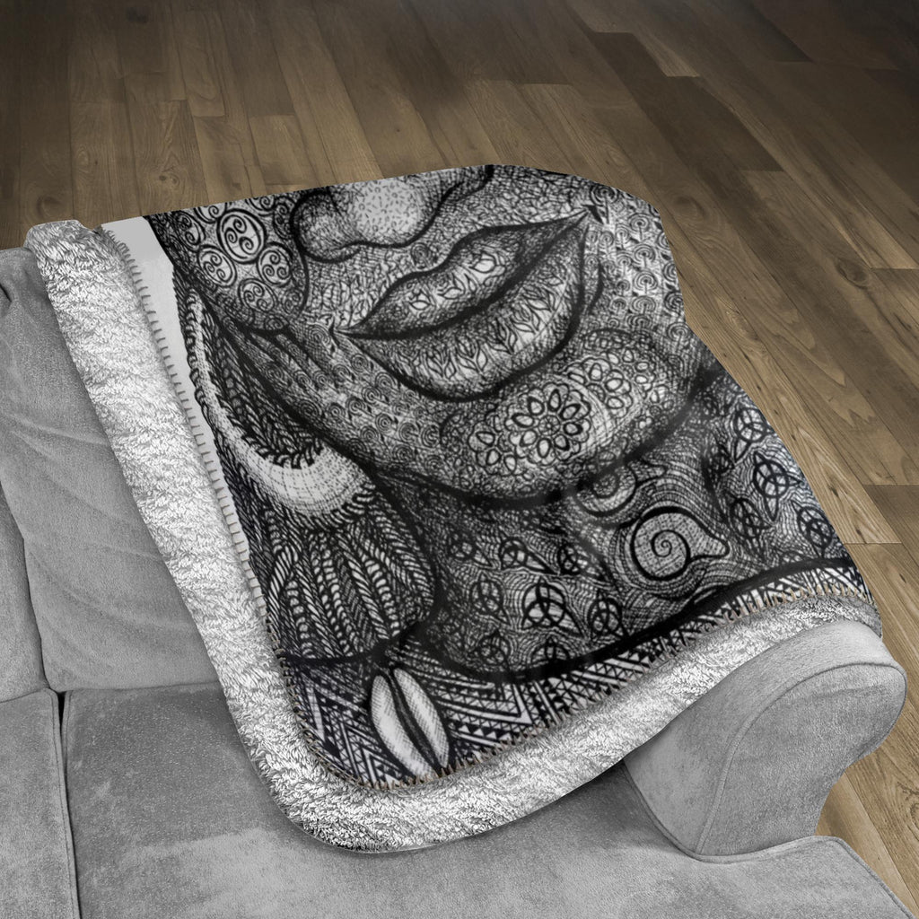 the-wisdom-keeper-of-style-black-white-fleece-sherpa-blanket – Wisdom Keepers