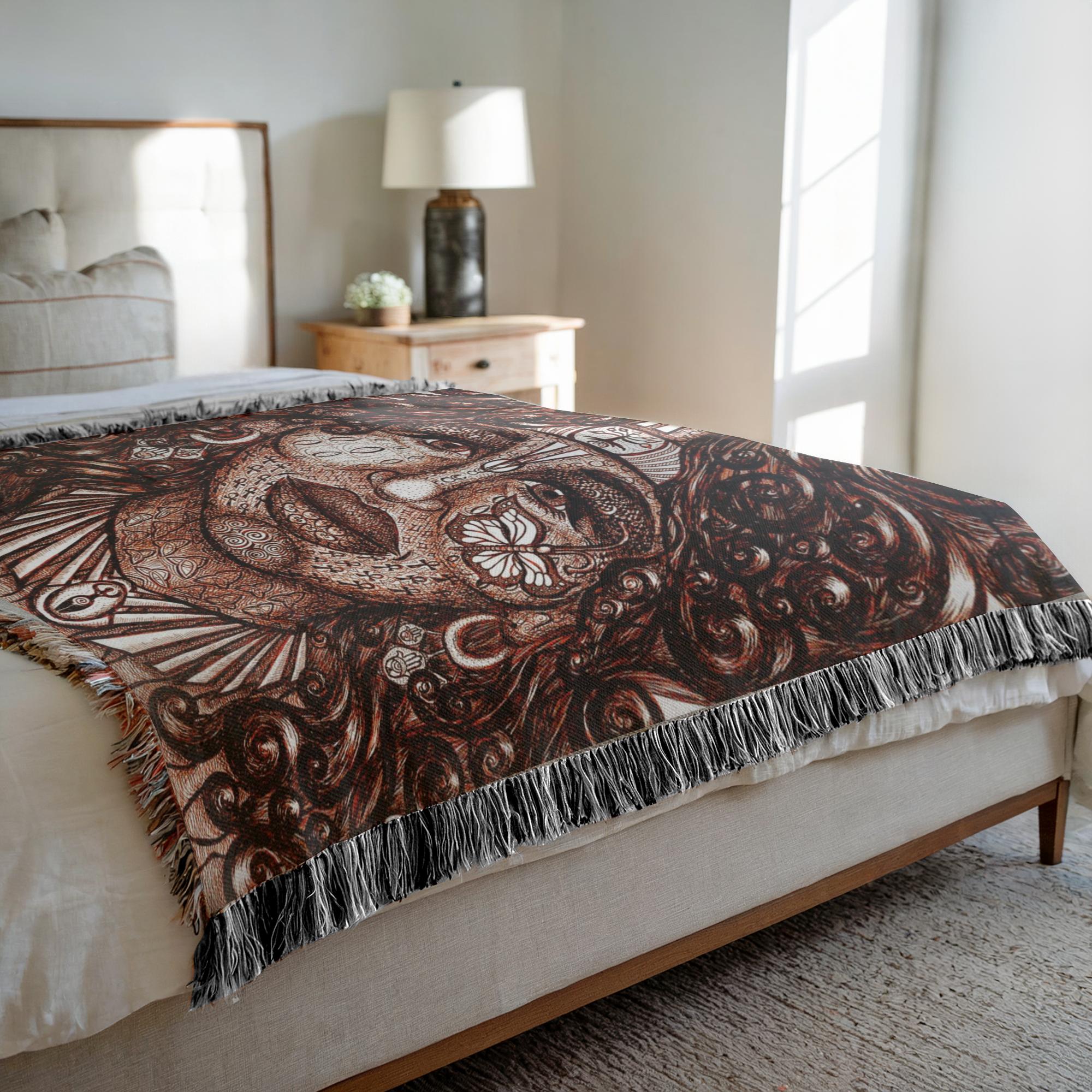 the-wisdom-keeper-of-determination-brown-white-woven-blanket – Wisdom Keepers