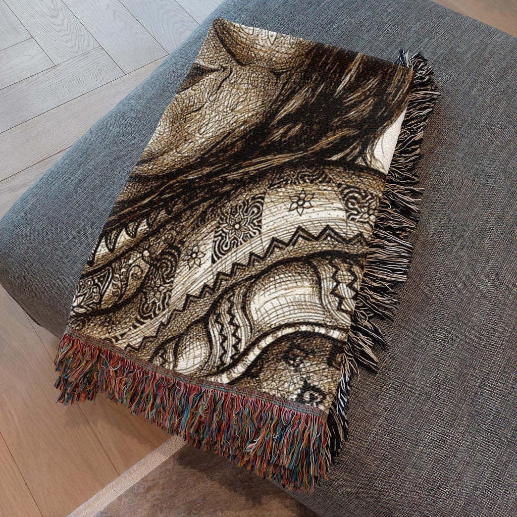 the-wisdom-keeper-of-delight-brown-white-woven-blanket – Wisdom Keepers