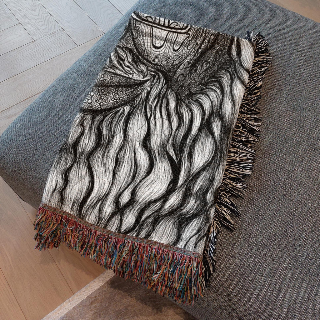 the-wisdom-keeper-of-omniscience-black-white-woven-blanket – Wisdom Keepers