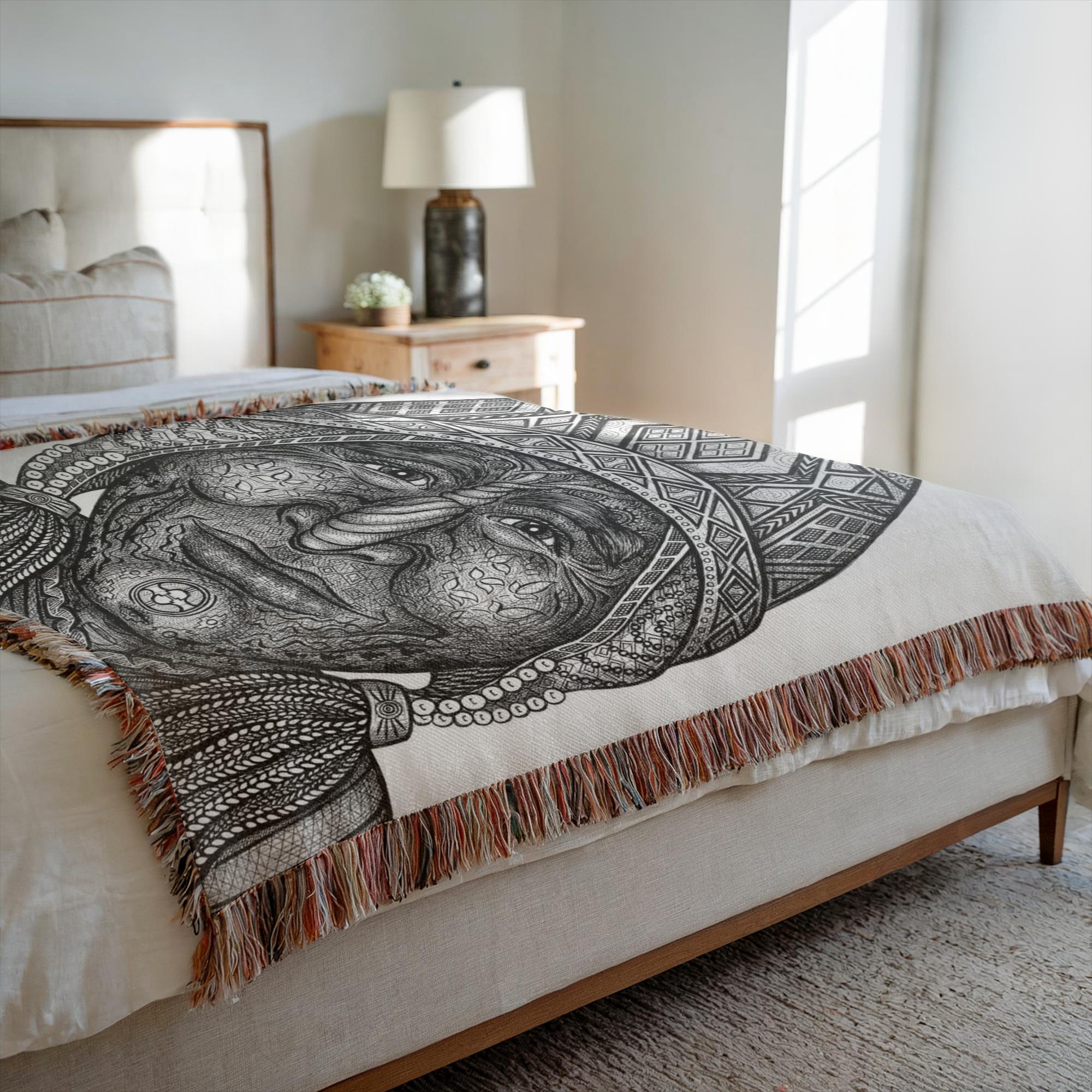 the-wisdom-keeper-of-preservation-black-white-woven-blanket – Wisdom Keepers