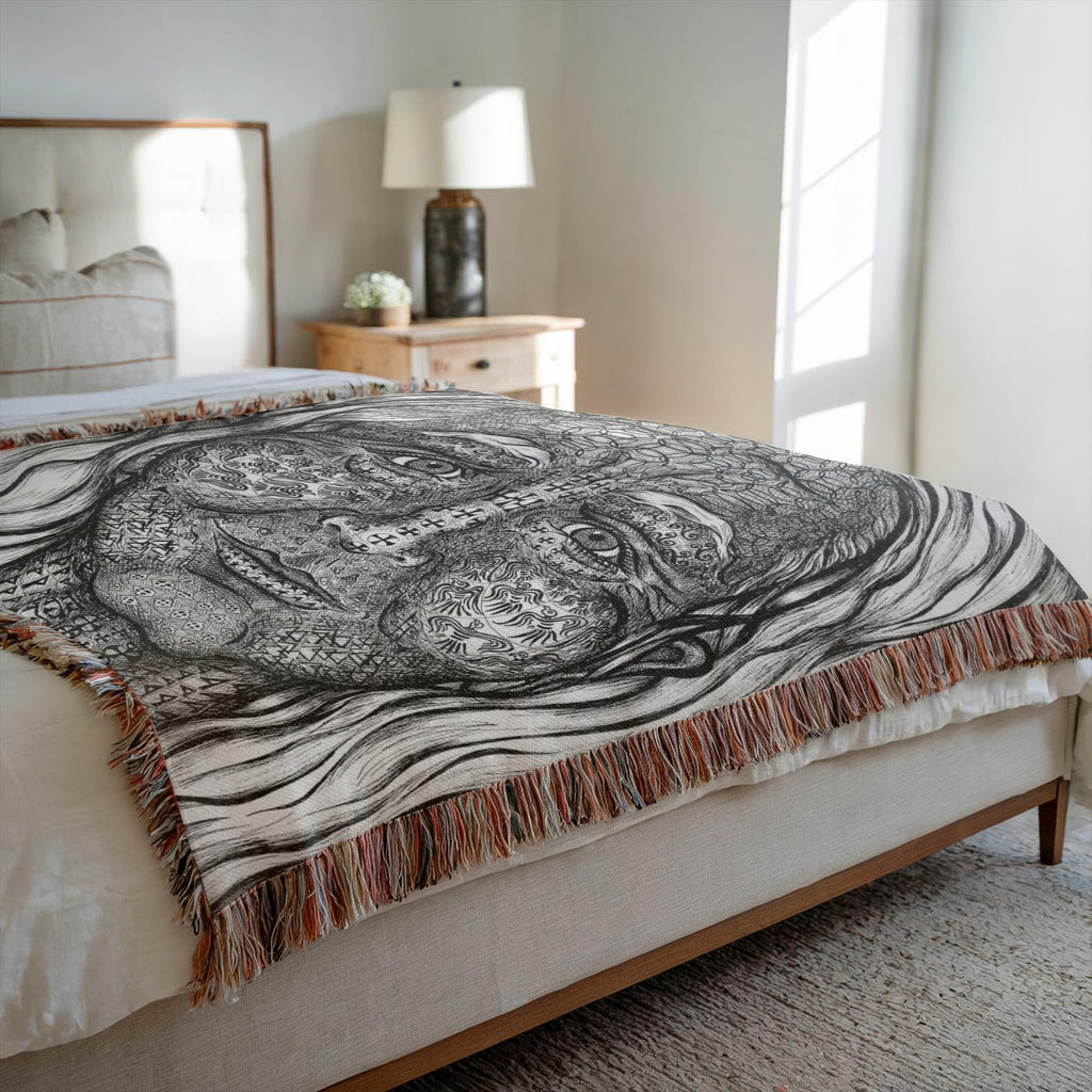 the-wisdom-keeper-of-transmutation-black-white-woven-blanket – Wisdom Keepers