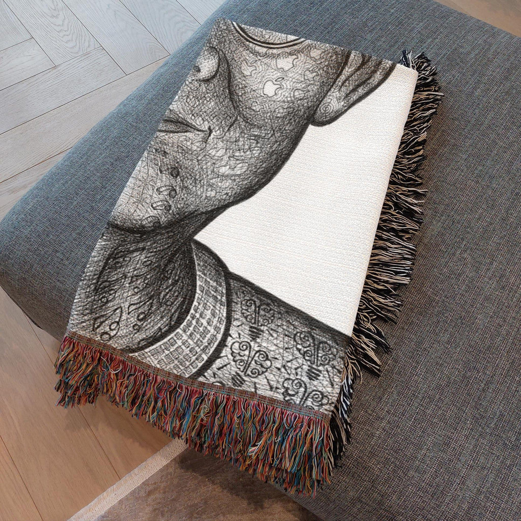 the-wisdom-keeper-of-insight-black-white-woven-blanket – Wisdom Keepers