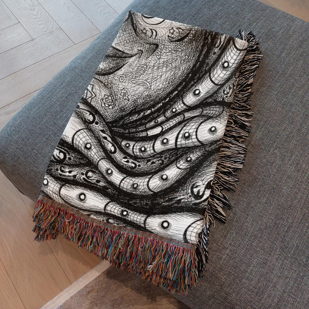 the-wisdom-keeper-of-diplomacy-peace-black-white-woven-blanket – Wisdom Keepers