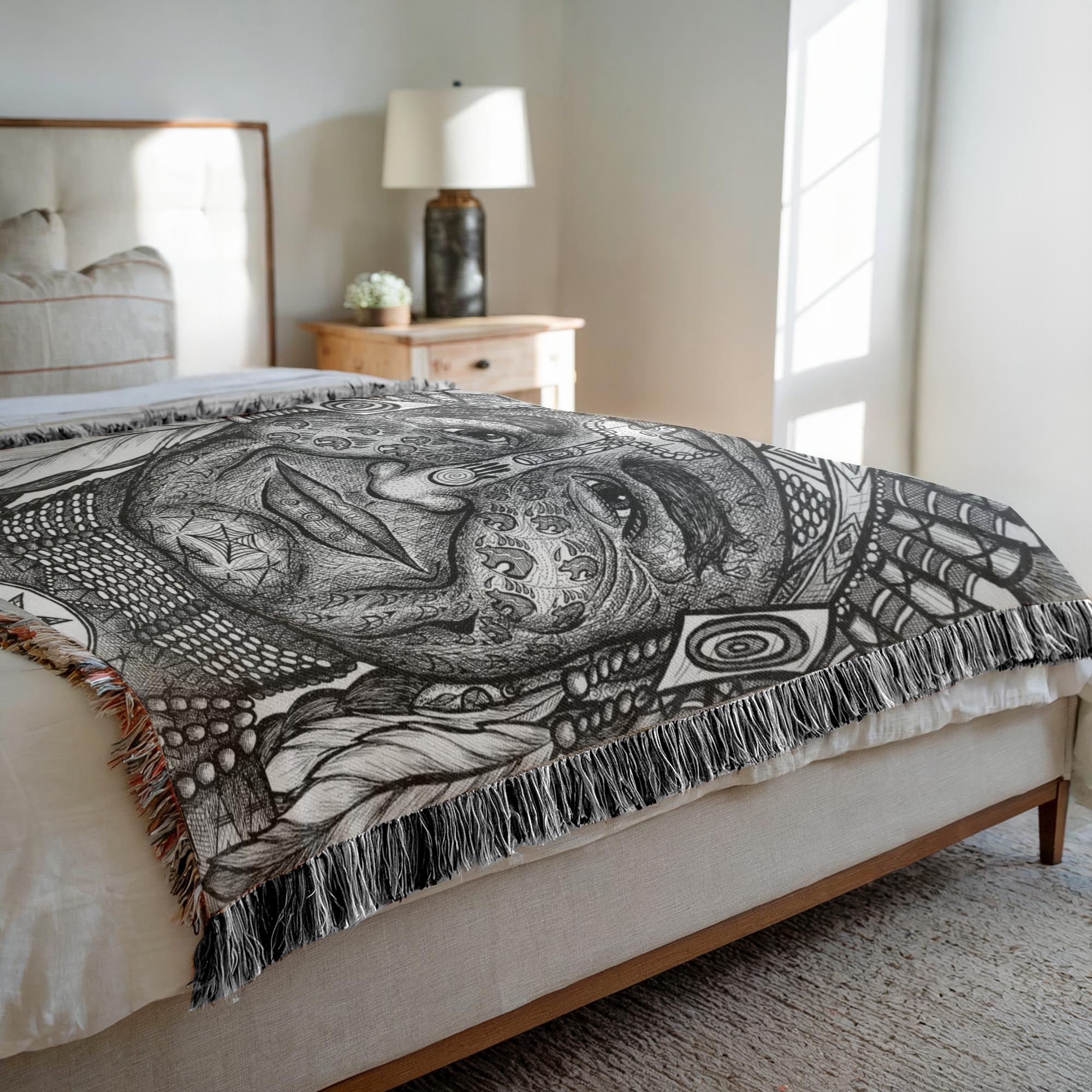 the-wisdom-keeper-of-leadership-black-white-woven-blanket – Wisdom Keepers