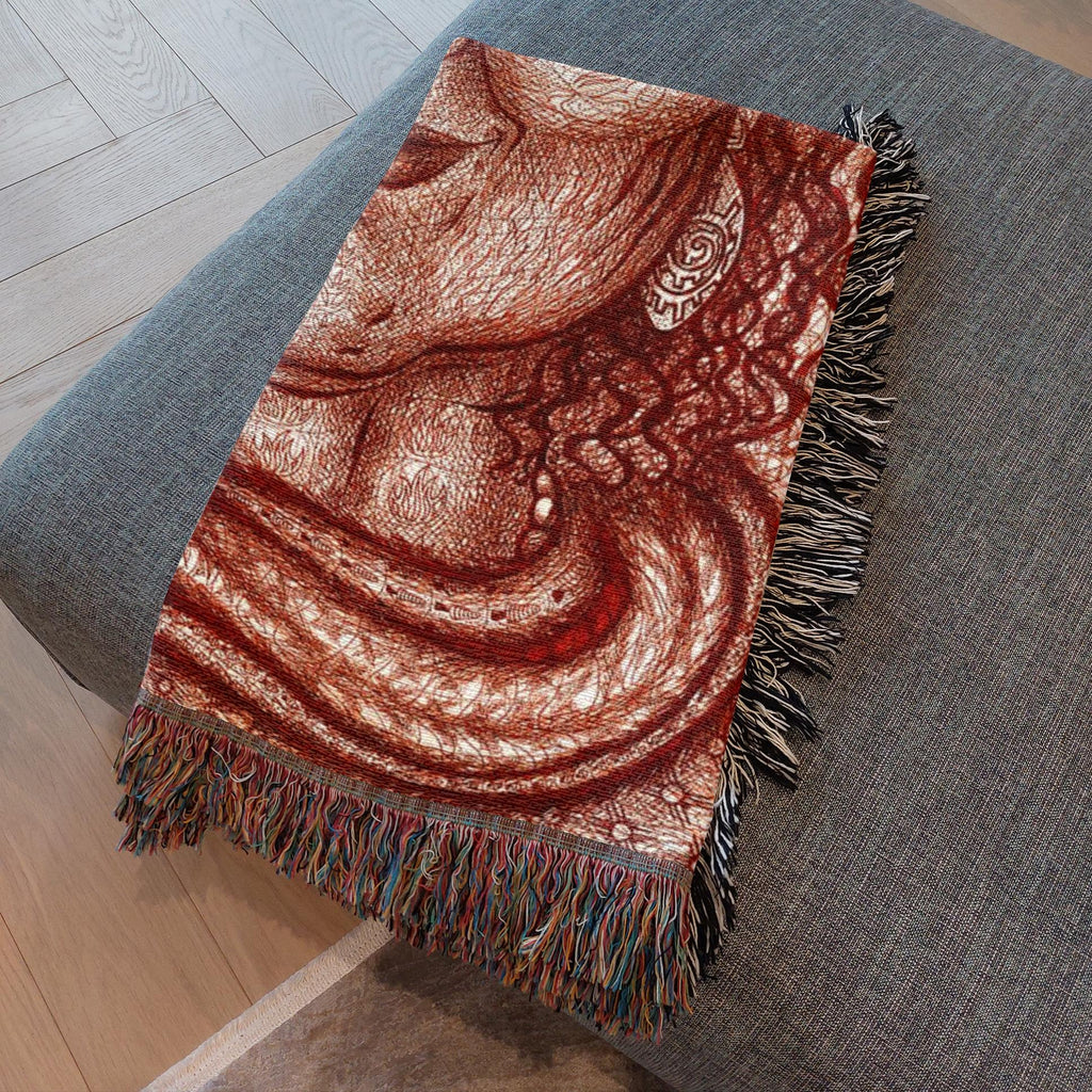 the-wisdom-keeper-of-resourcefulness-wisdom-brown-white-woven-blanket – Wisdom Keepers