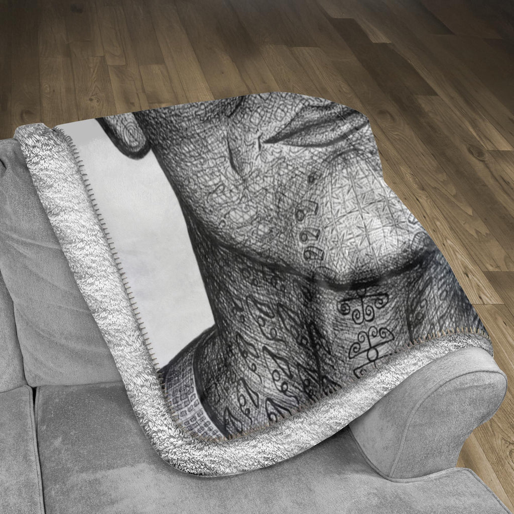 the-wisdom-keeper-of-insight-black-white-fleece-sherpa-blanket – Wisdom Keepers