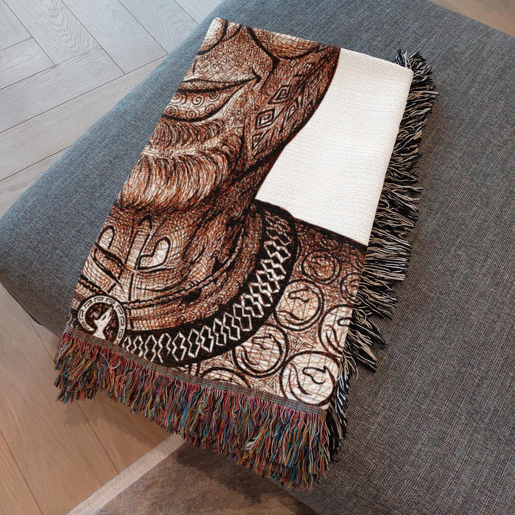 the-wisdom-keeper-of-teamwork-brown-white-woven-blanket – Wisdom Keepers