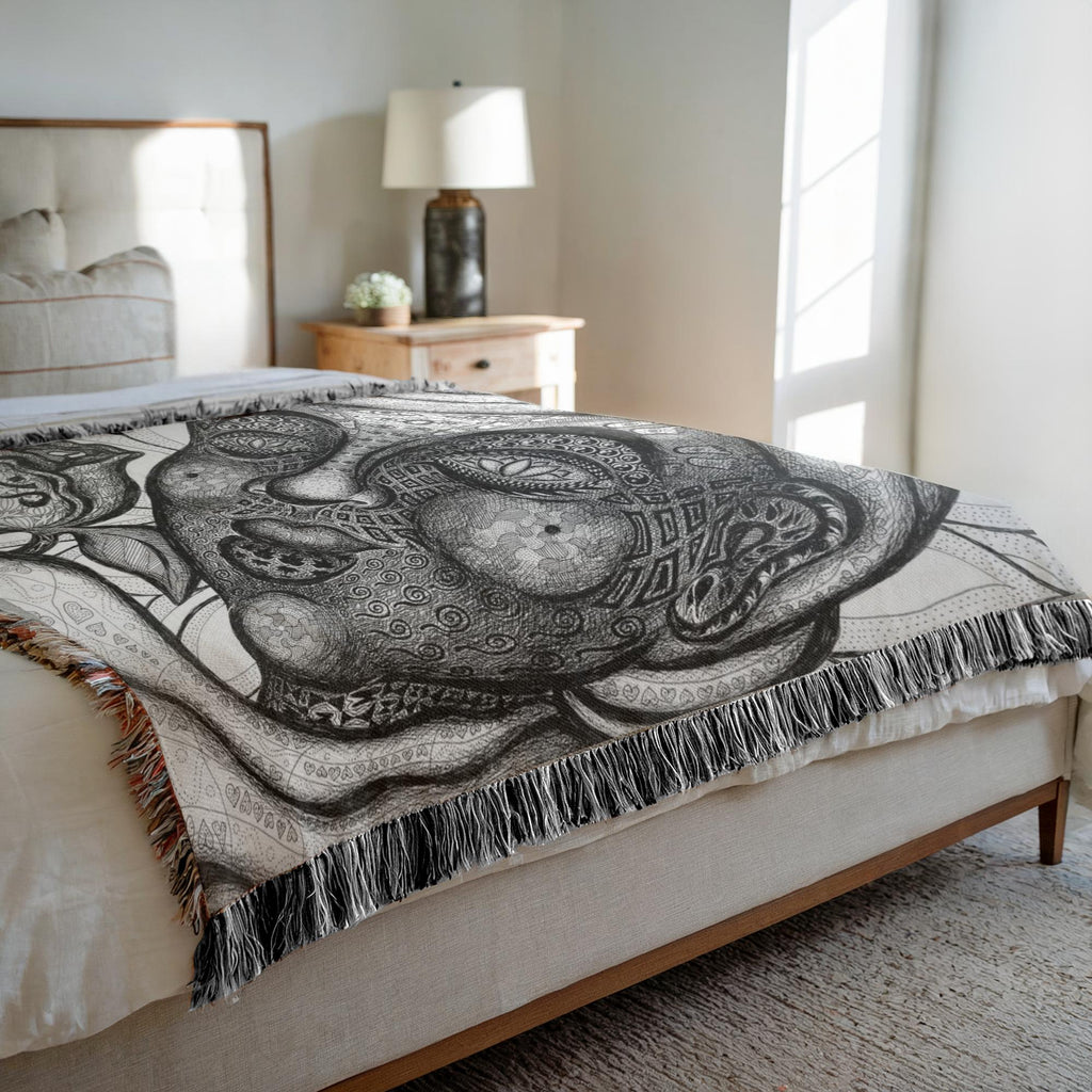 the-wisdom-keeper-of-totality-black-white-woven-blanket – Wisdom Keepers