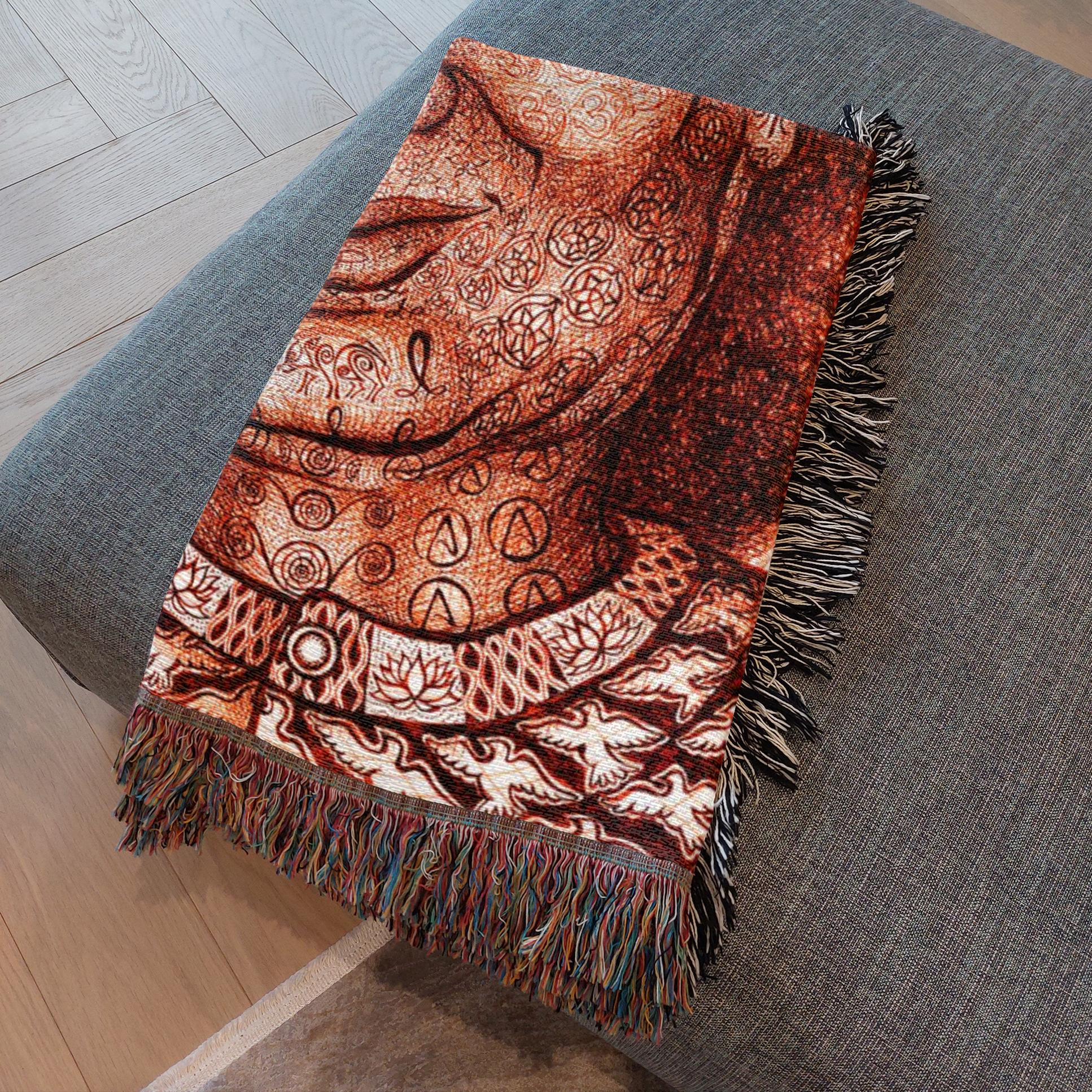the-wisdom-keeper-of-aspiration-brown-white-woven-blanket – Wisdom Keepers