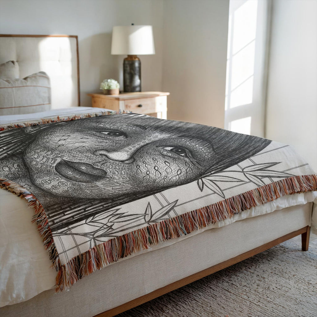 the-wisdom-keeper-of-naturalness-black-white-woven-blanket – Wisdom Keepers