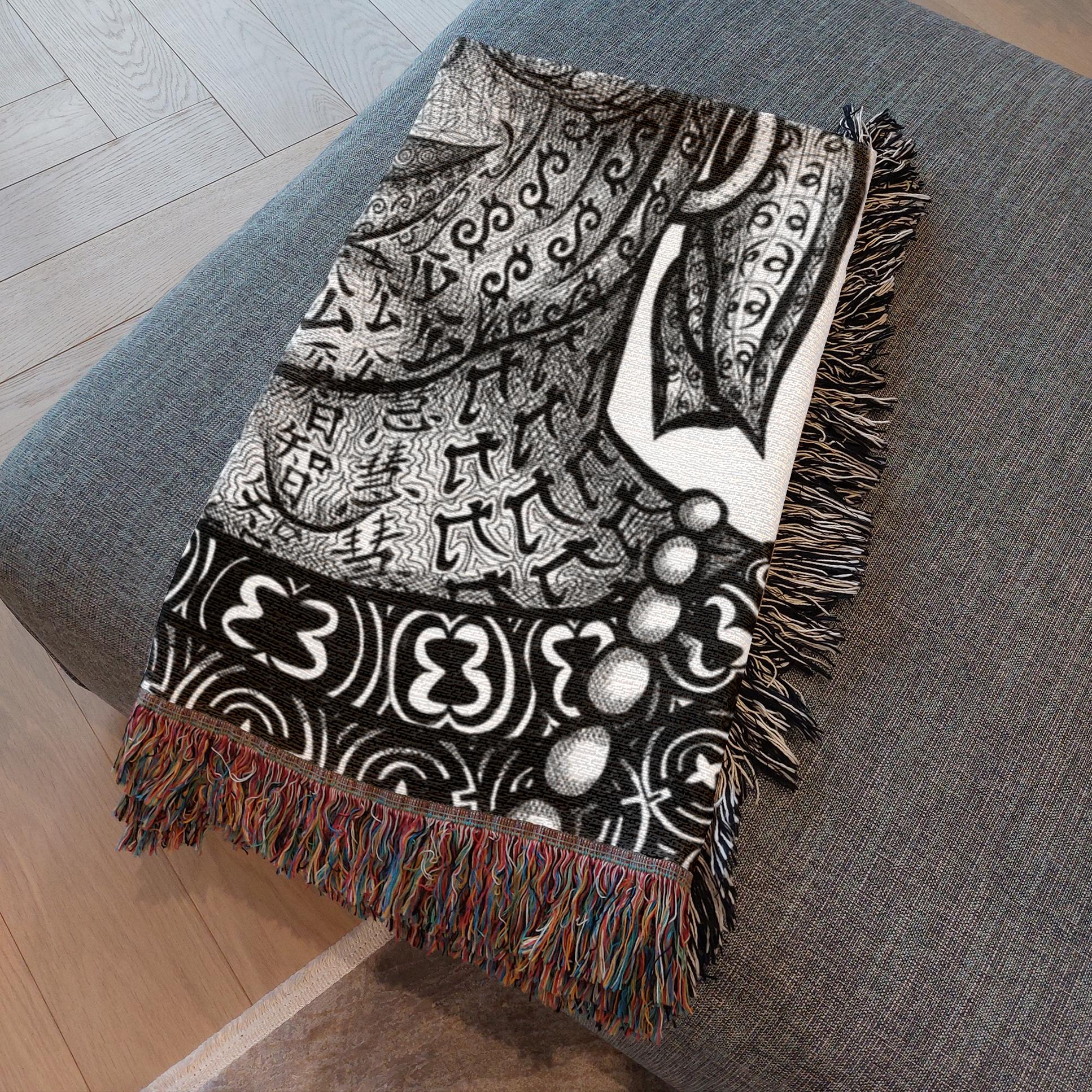 the-wisdom-keeper-of-justice-realistic-magic-black-white-woven-blanket – Wisdom Keepers