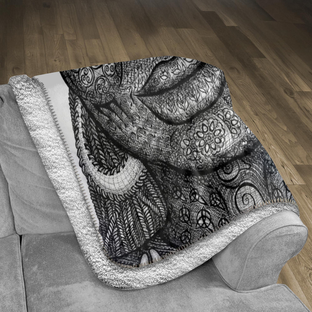 the-wisdom-keeper-of-style-black-white-fleece-sherpa-blanket – Wisdom Keepers