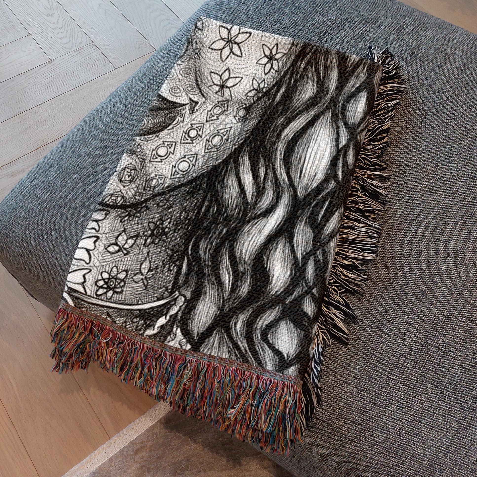 the-wisdom-keeper-of-magnetism-black-white-woven-blanket – Wisdom Keepers